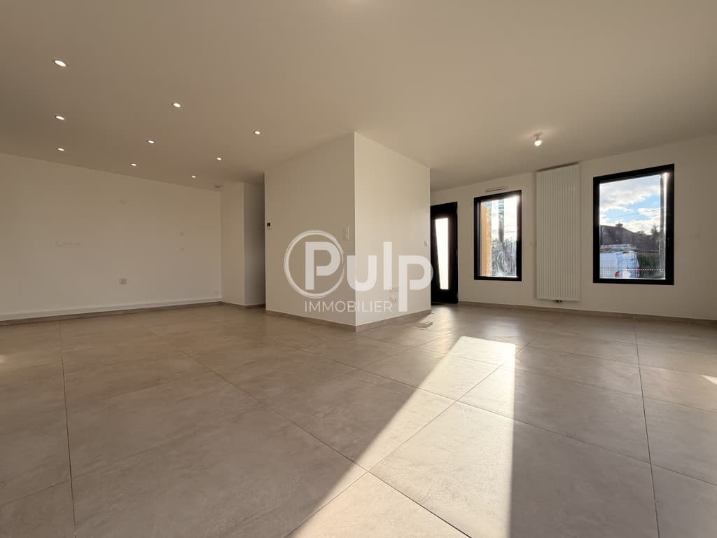Maison cubique neuve de 2025 !