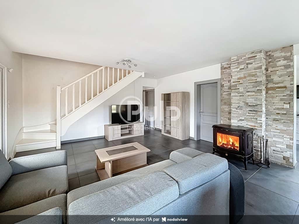 Maison semi plain-pied avec dépendance et terrain