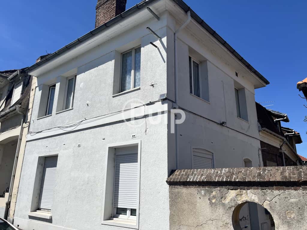Cambrai – IMMEUBLE DE RAPPORT – 2 appartements loués