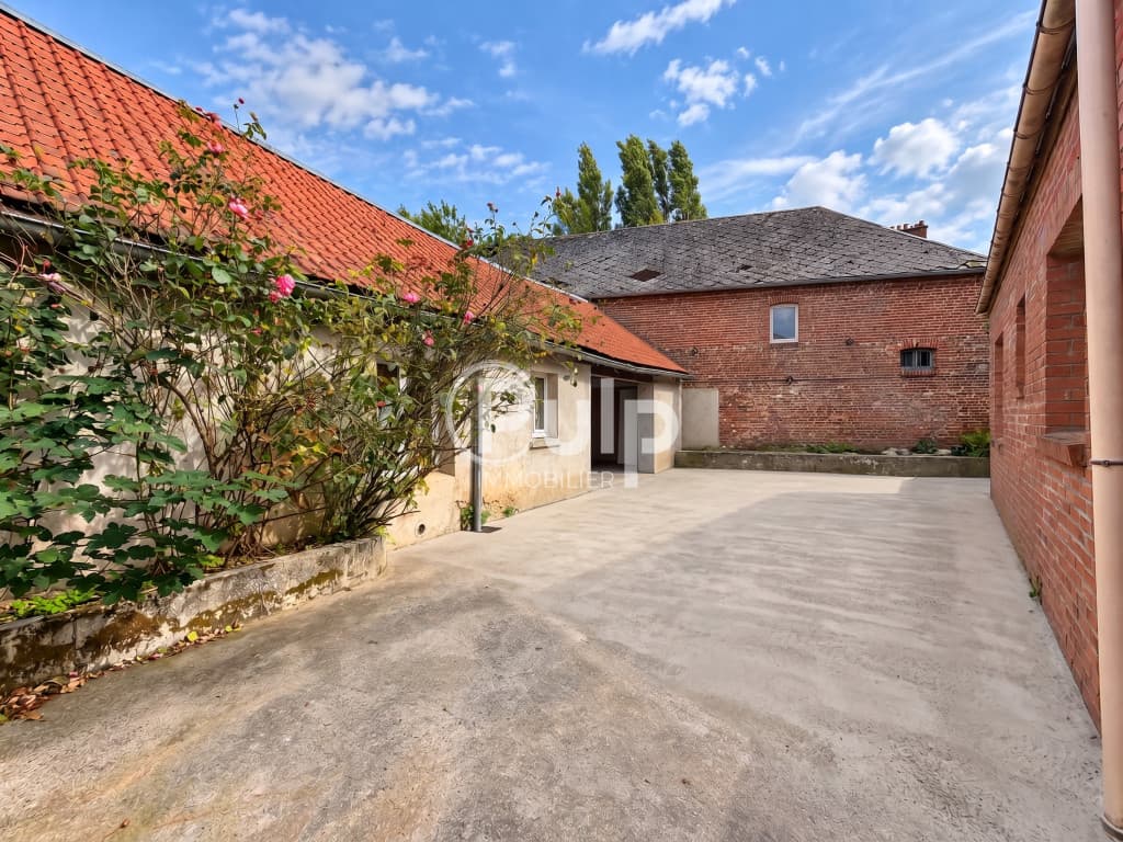 Maison de ville style corps de ferme - Bien rare à Beaurains