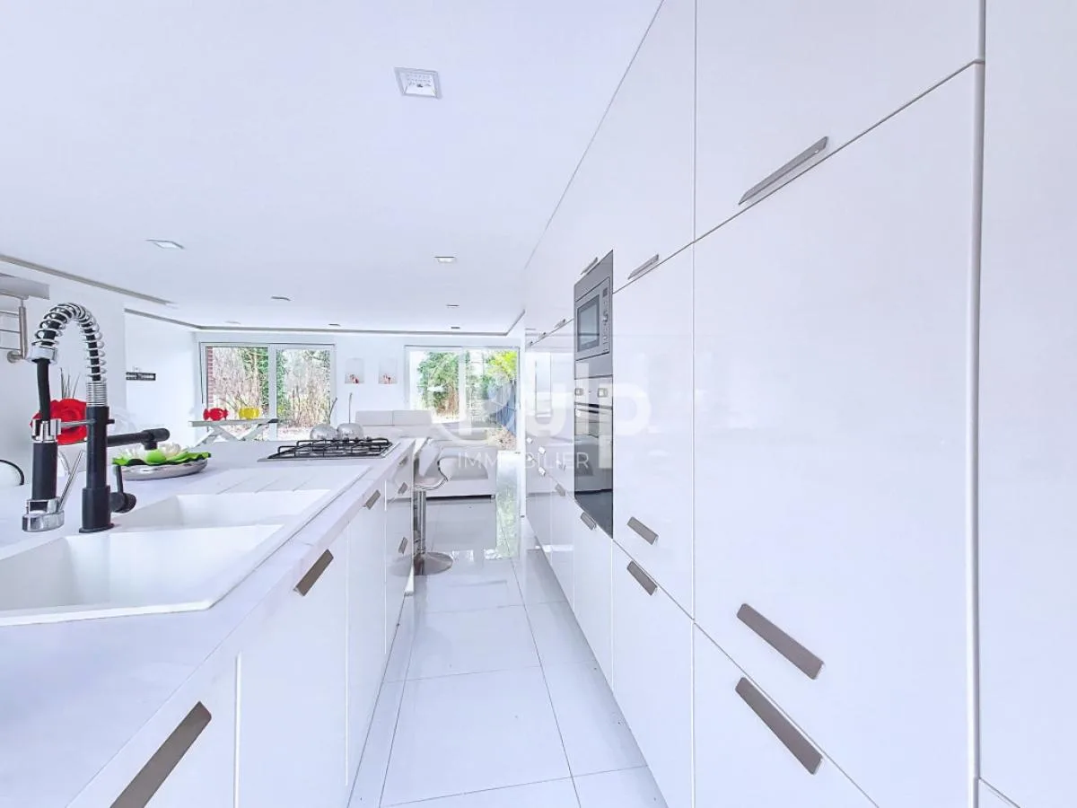 Une villa lumineuse à Seclin avec terrasse privative pour moins de 235 000 € - Photo 4