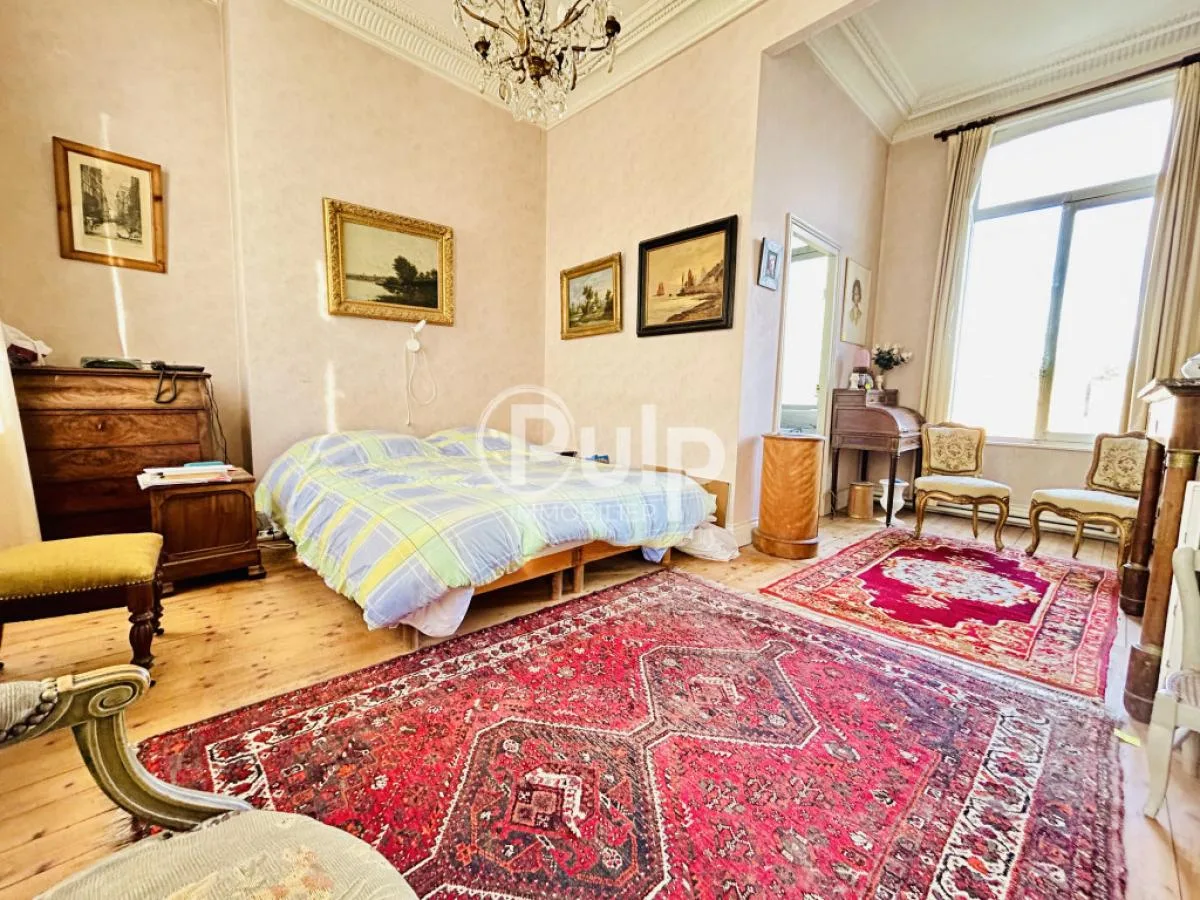 Une maison bourgeoise à Arras : cachet et volume pour moins de 495 000 € - Photo 6