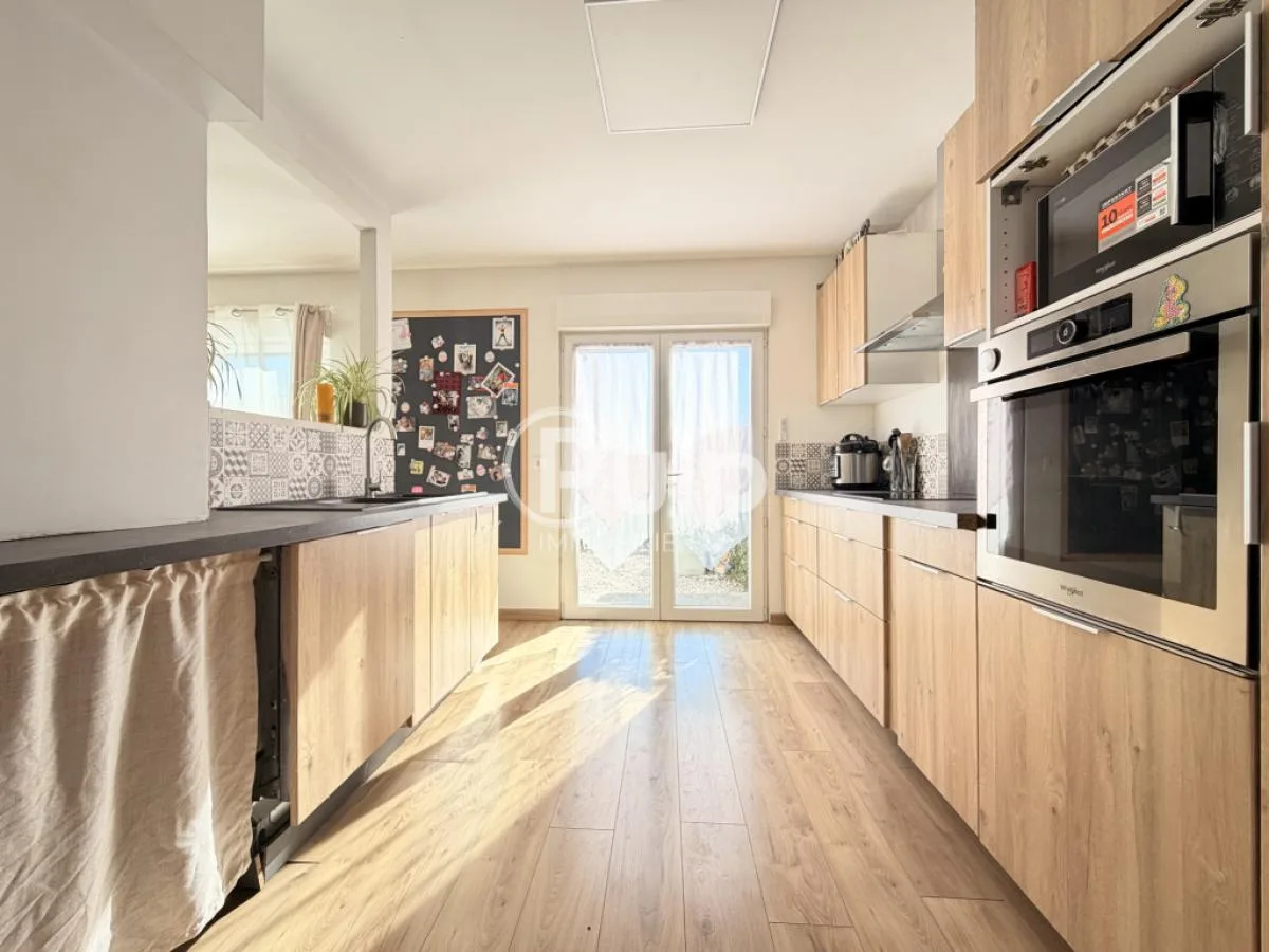 Une maison familiale lumineuse à Saint Laurent Blangy pour 249 900 € - Photo 7