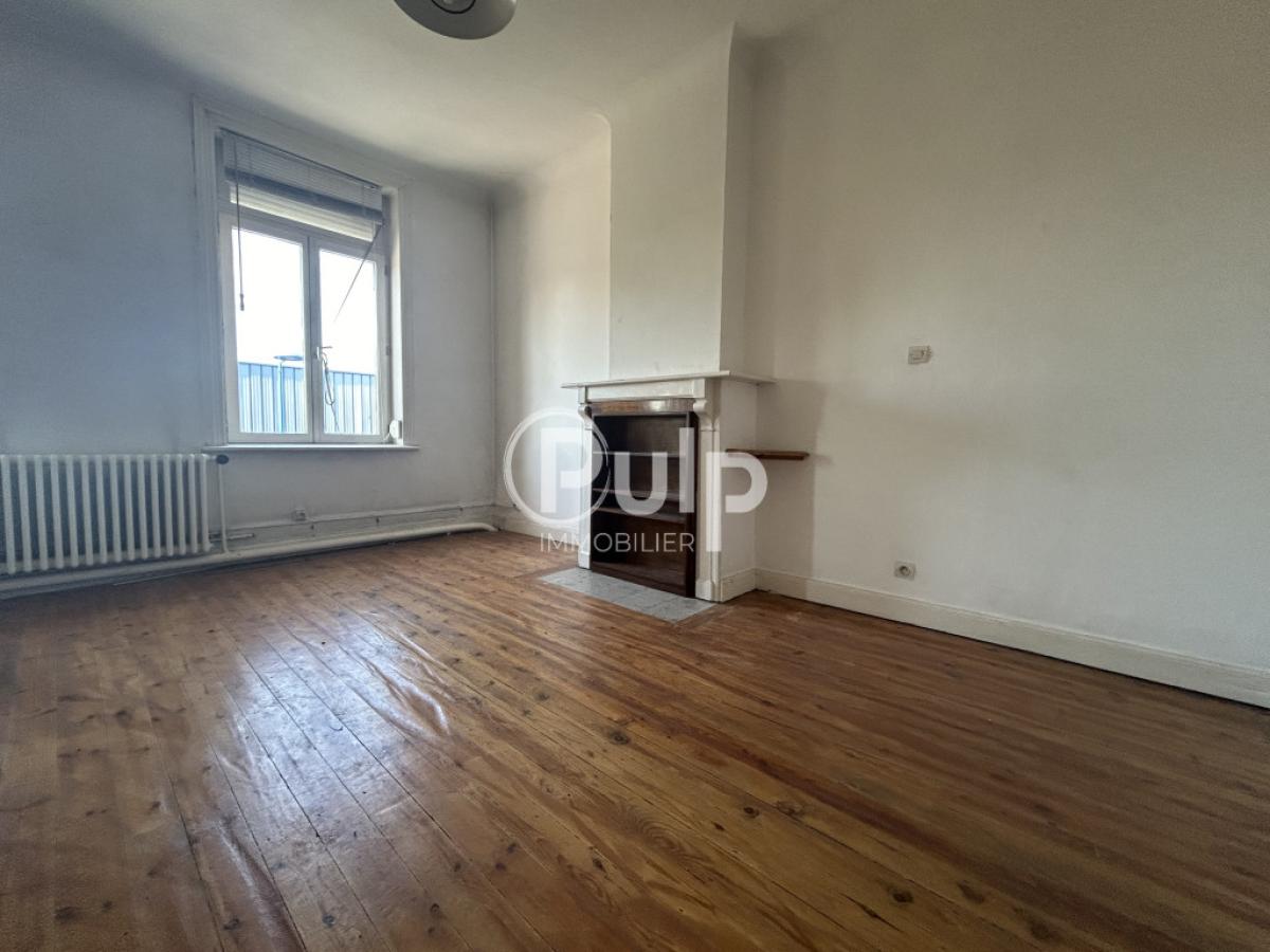 Maison 8 pièces 167 m² · à Billy-Montigny · 167 m² · 87 000 €